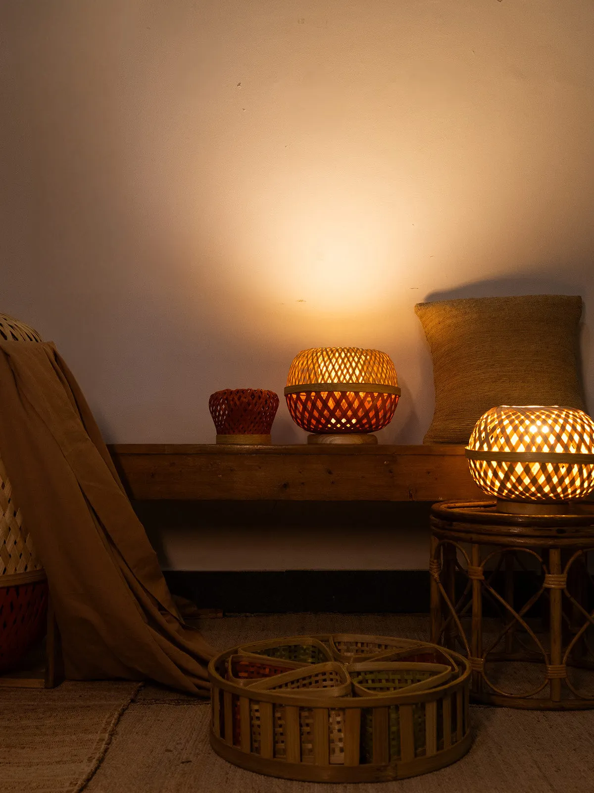 Bamboo colour sliver Handcraft Table lamp with Holder