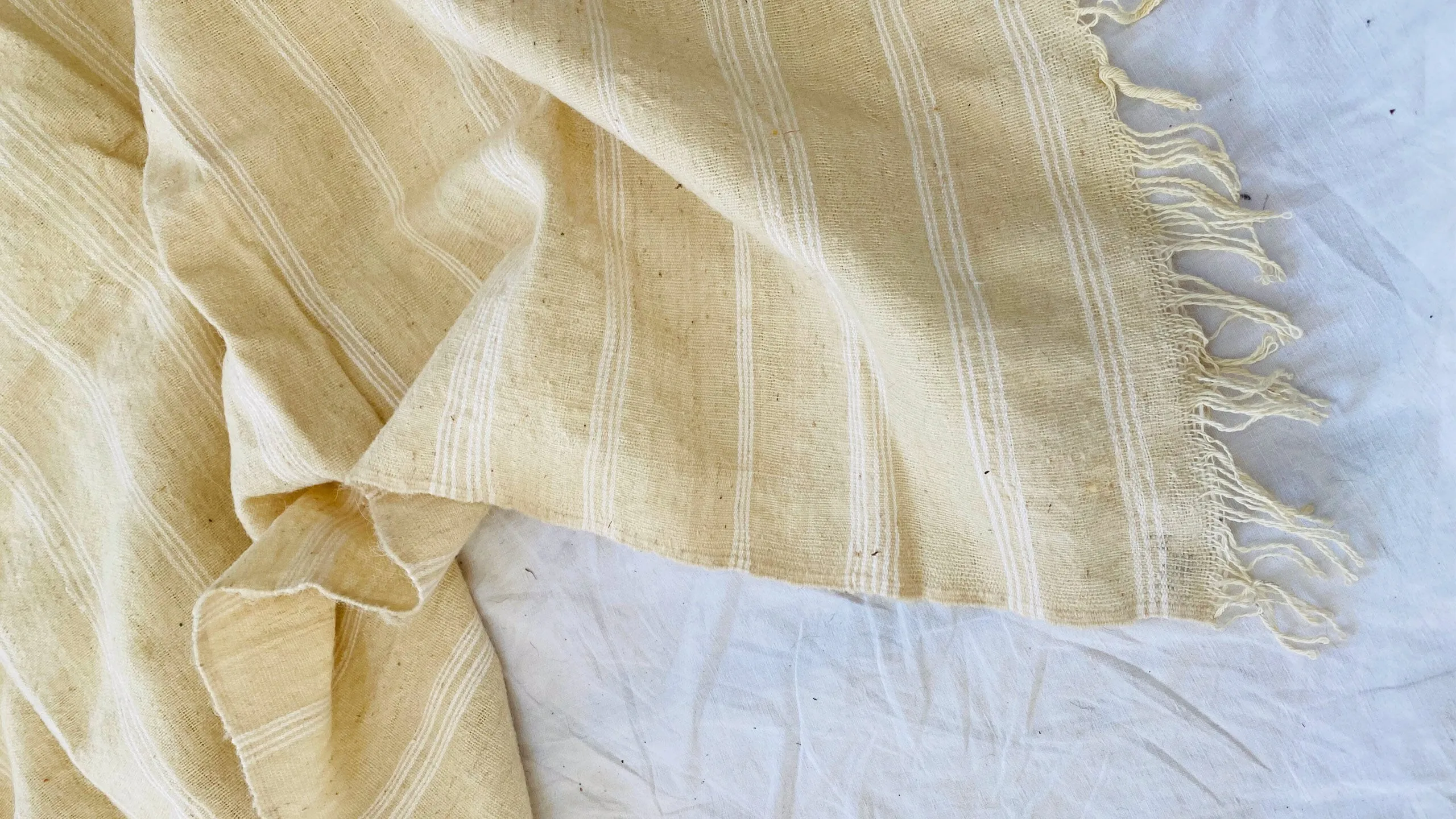 Vintage Wool & Cotton Moroccan Throw Wrap Blanket.